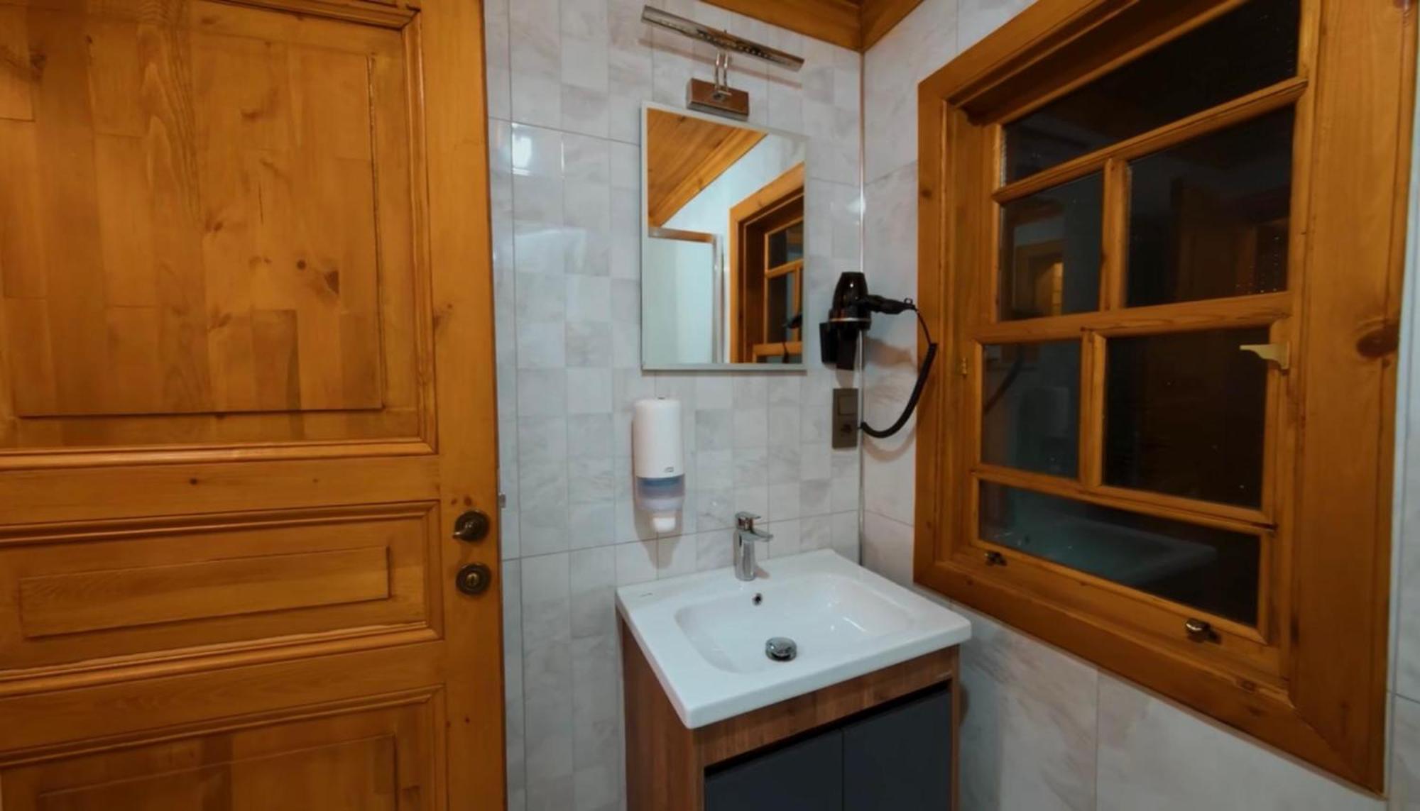 Bed and Breakfast Utku Konagi Бартын Экстерьер фото